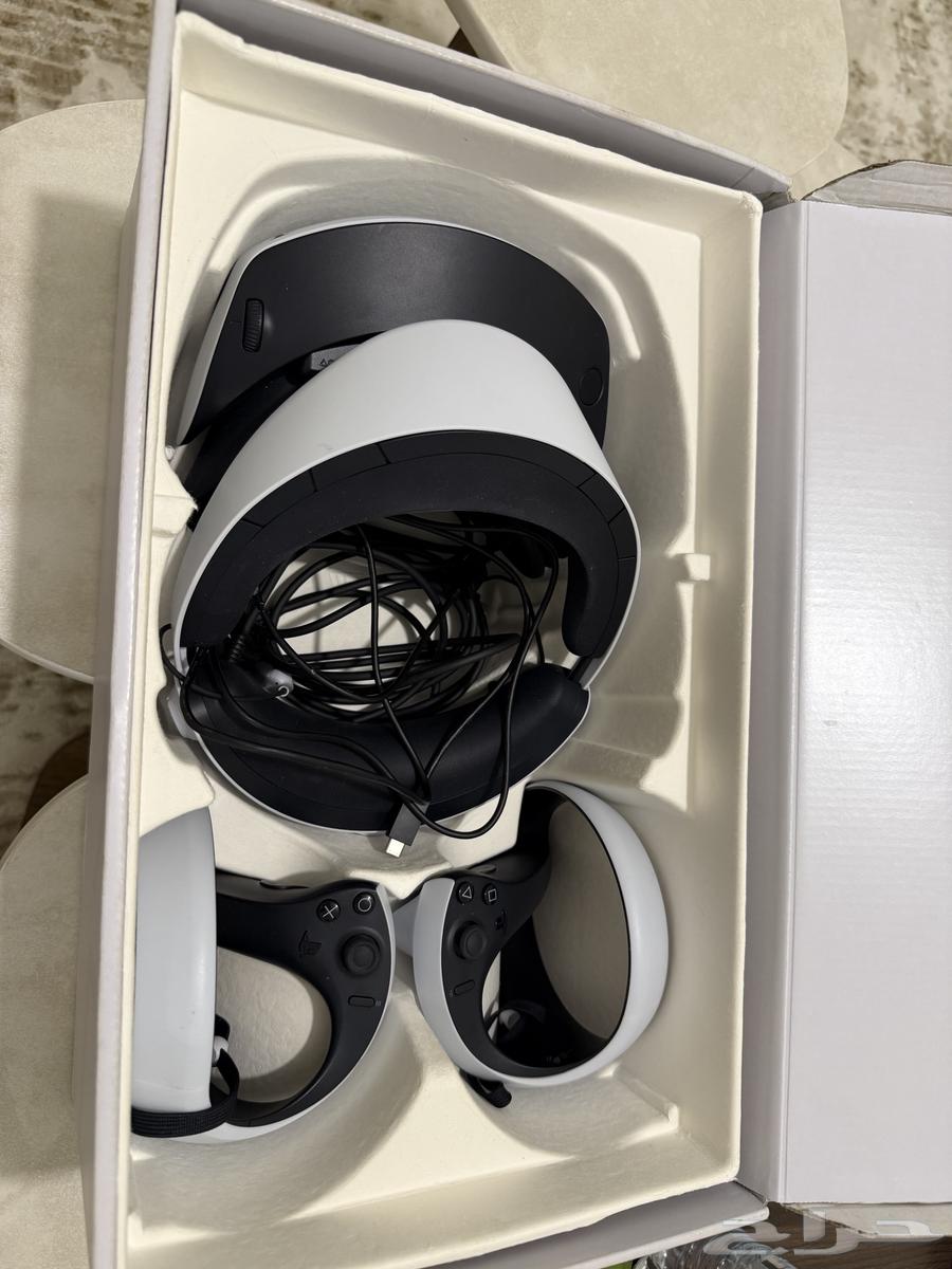 نظارة الواقع الافتراضي في ار بلاستيشن فايف64522753380739110