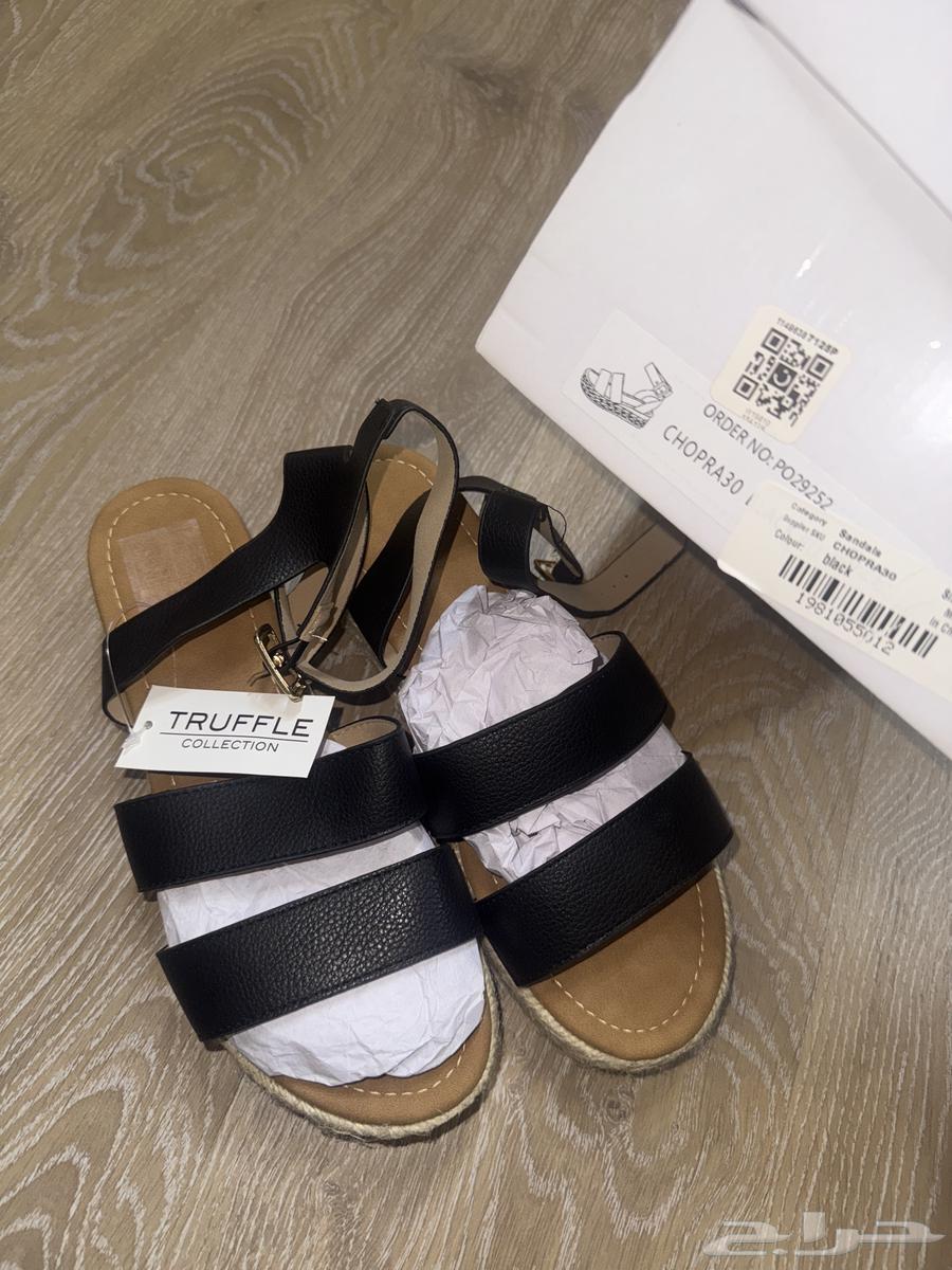 Black flat sandals size 40 (women's)64519497702017111