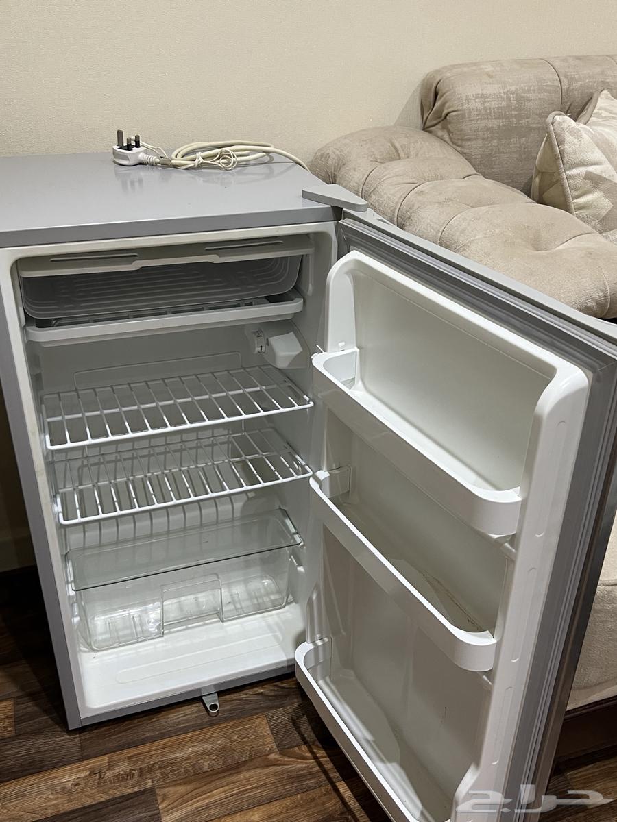 ثلاجه للبيع بحاله ممتازه جدا64522033533315111