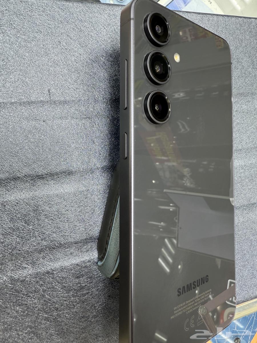 للبيع جوال  Galaxy S24 FE64526286443905112