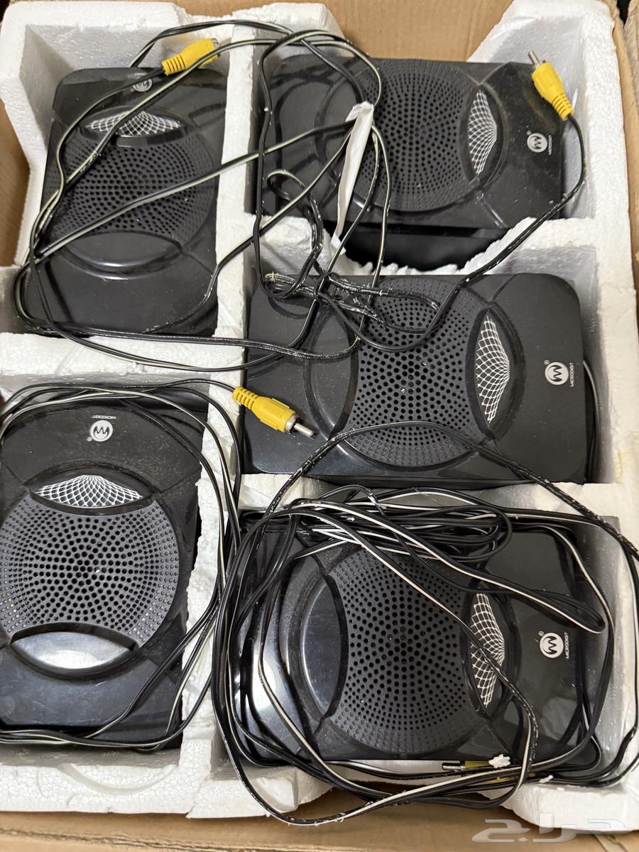 Microdigit (theater) headphones consisting of five headphones and attached to their box64525345122819111