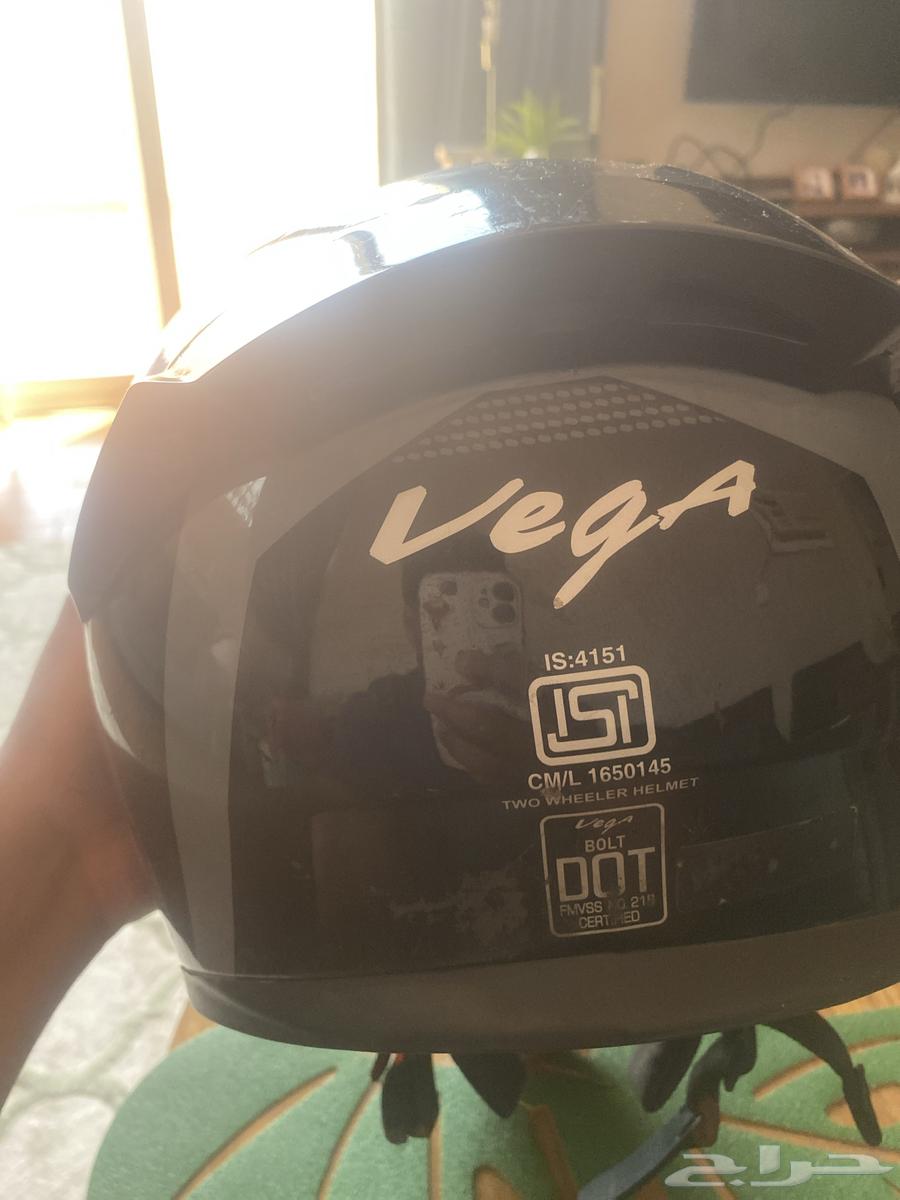 خوذة دراجه ناريه64521737874050112