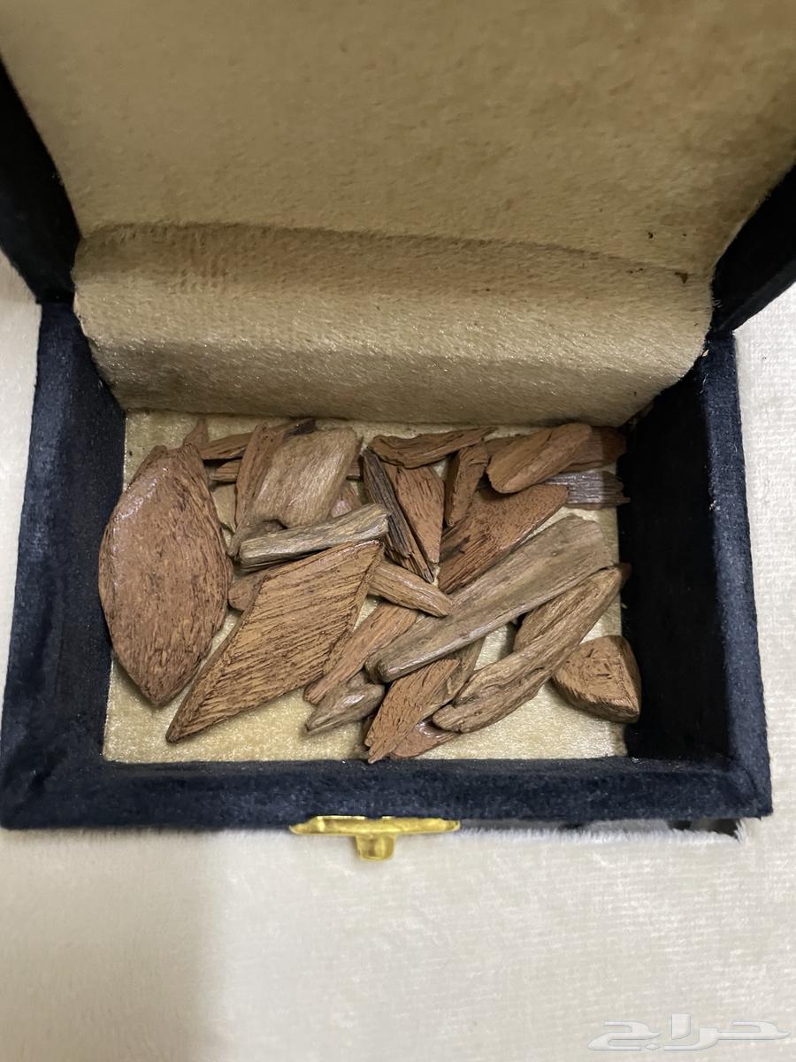 بكس للبيع عطر   عود   بشت اتواصل خاص64525801405826114