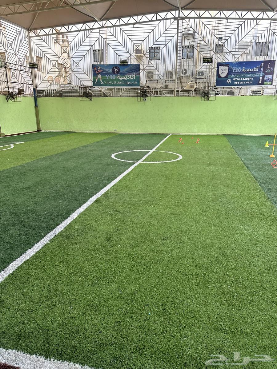 ملعب كرة قدم للاجار64523358848515110