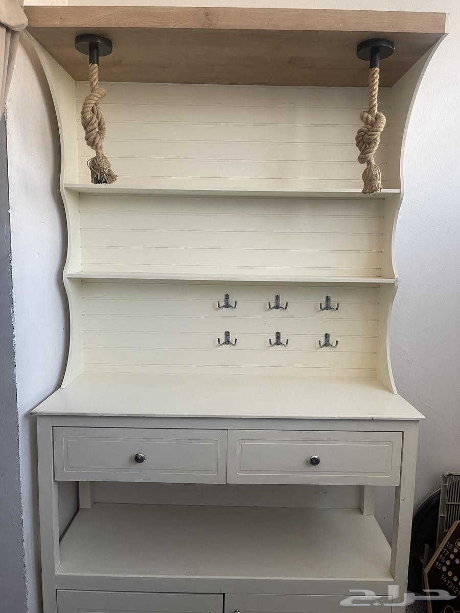 Coffee corner for sale, I bought it for 700, large size, selling for 50064520147494657110