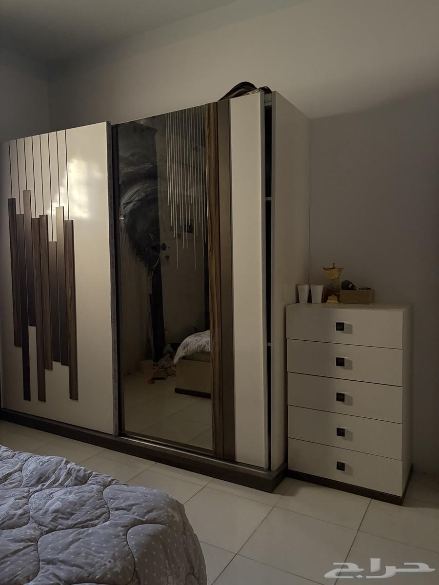 غرفه نوم شبه جديده64519878977538111