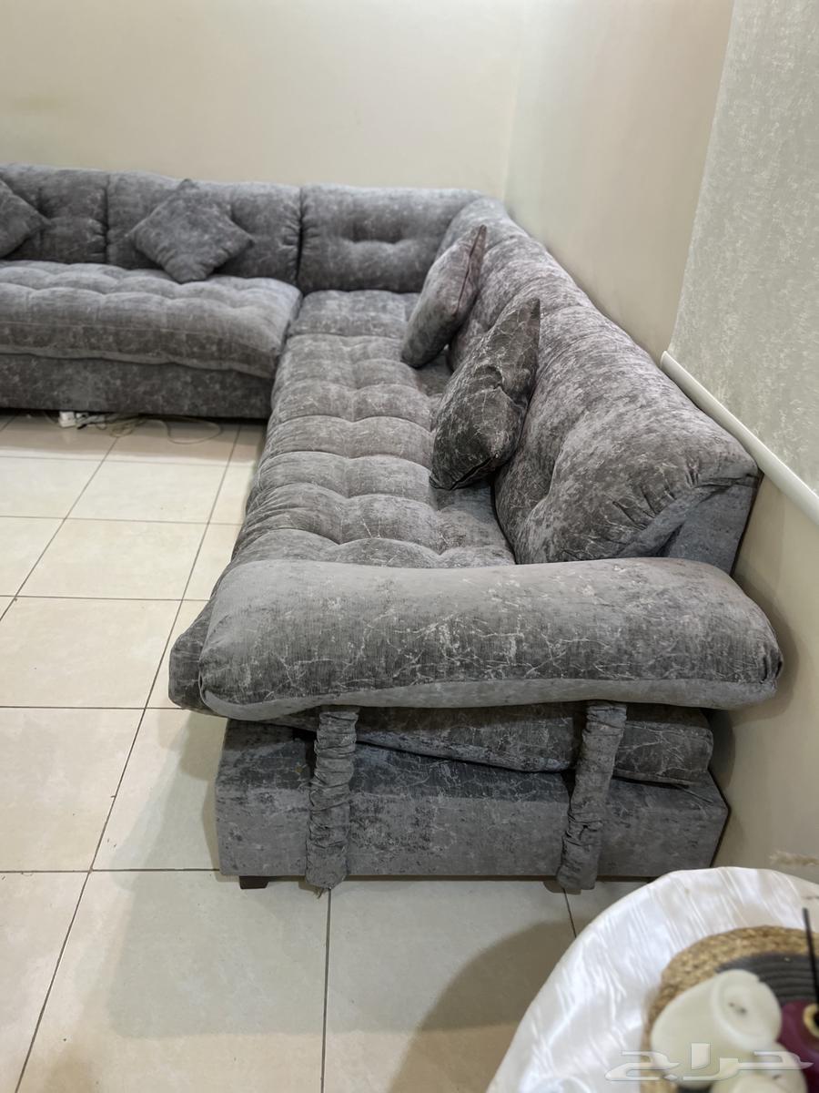 Almost new corner sofa used for seven months, purchased for over two thousand64519807909379112