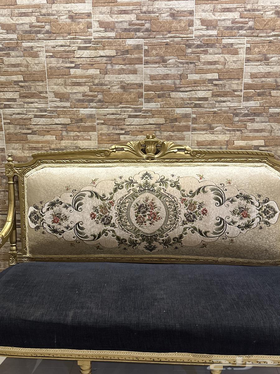 كنب كلاسيك مكون من 7 قطع64523908498945110