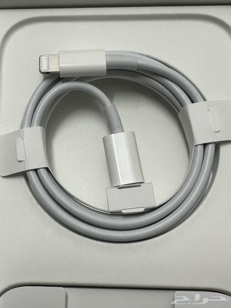 سلك ايفون اصلي64525109202563110