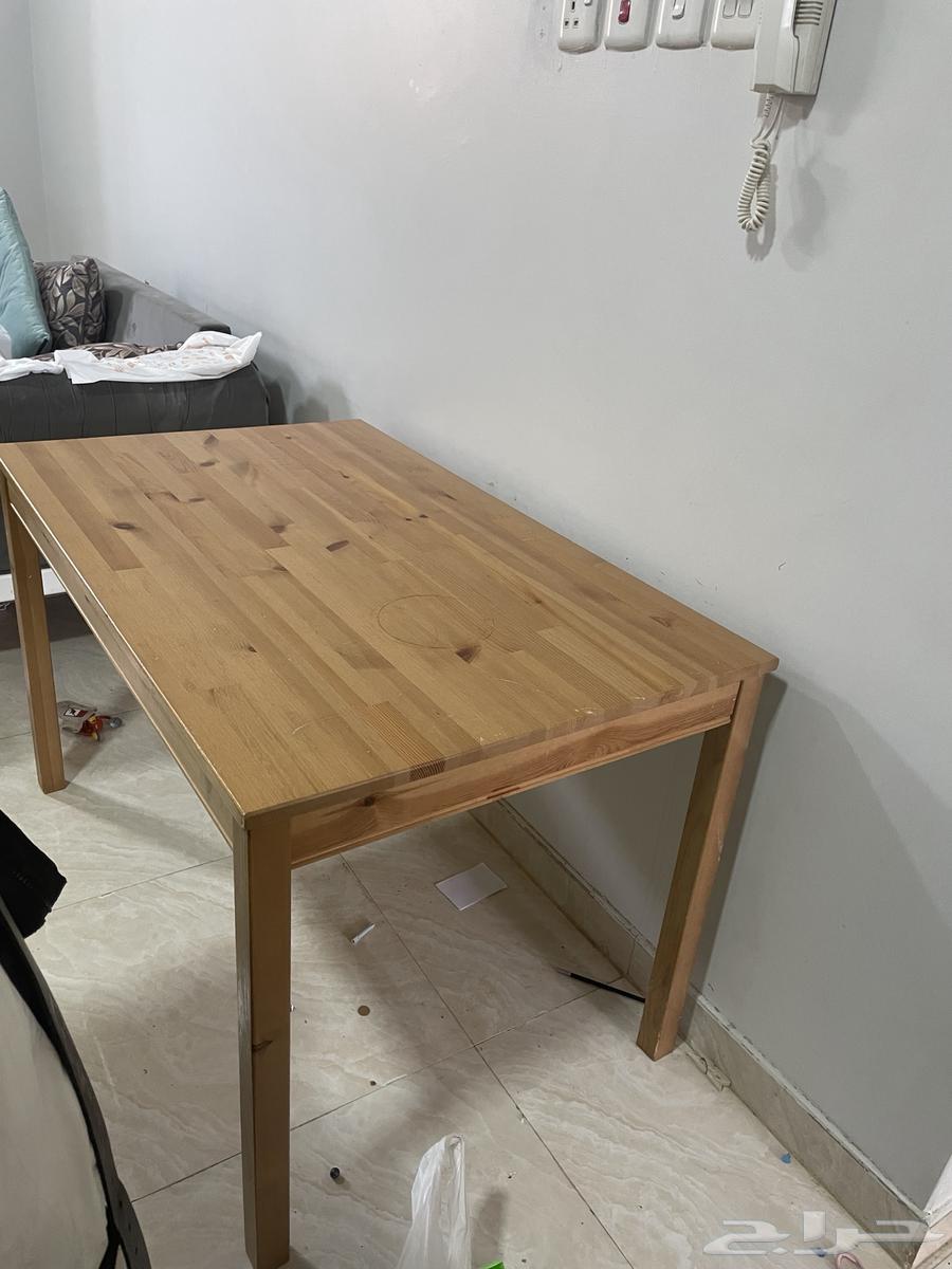 Dining table64523189798017111