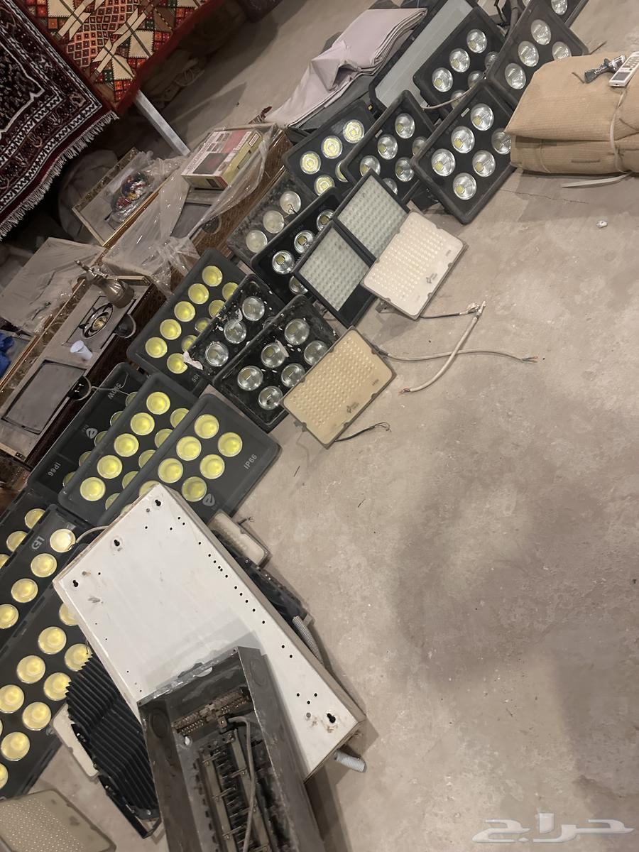 لبيع مستلزمات المخيمات جديد او مستعمل64522950182017114