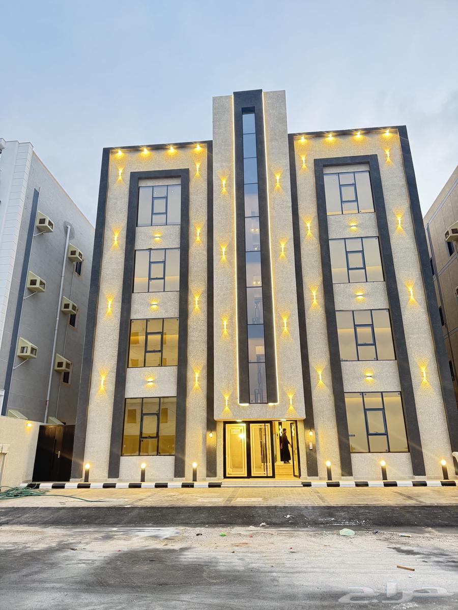 ادوار مكرره للبيع تشطيب ممتاز64144257960835110