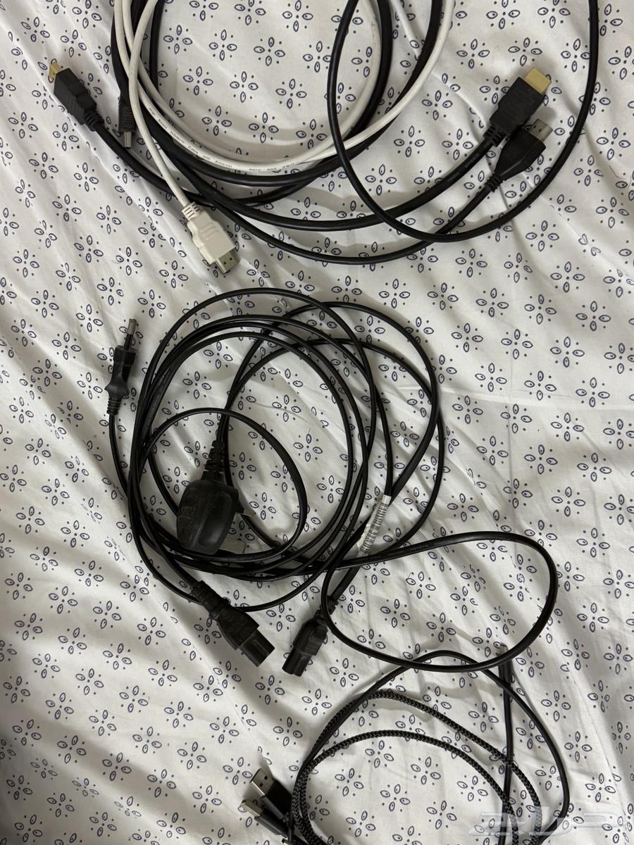 كيابل متنوعه64525150574338110