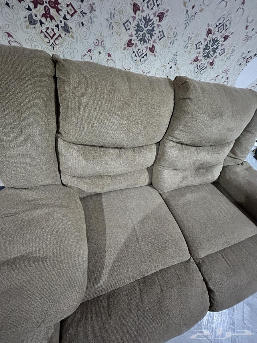 Ashley sofa with invoice, very clean, three pieces: two-seater, three-seater and single64519807901570113