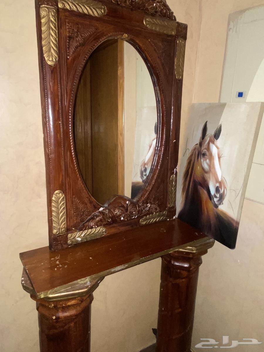 Sofa for sale with TV, table and entrance64522317082369110