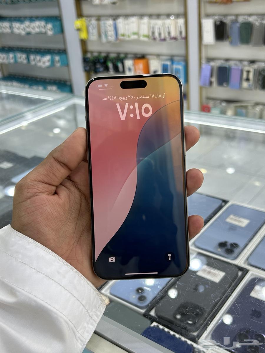 ايفون 15بروماكس مساحه التخزين 256 سعه64523837846915111