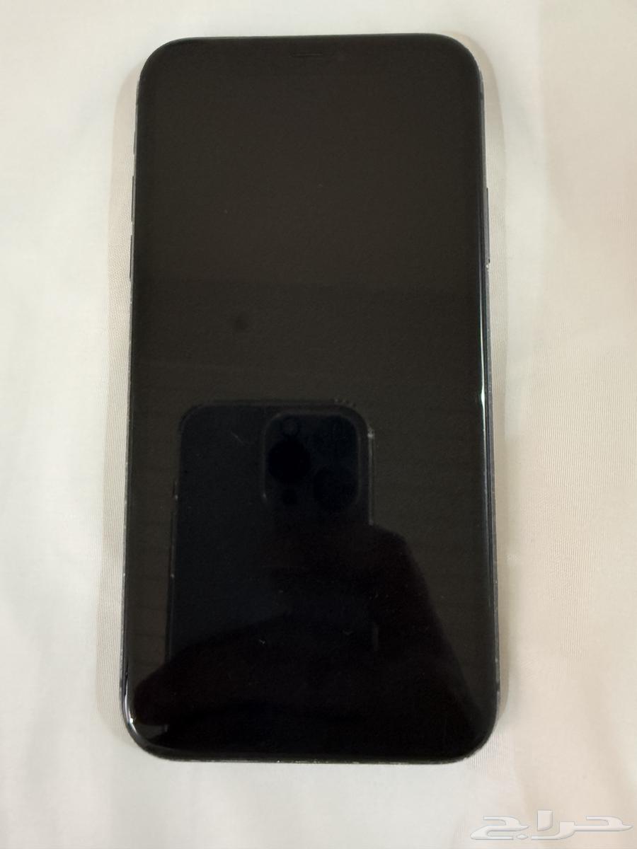 iPhone 1164522415702274113