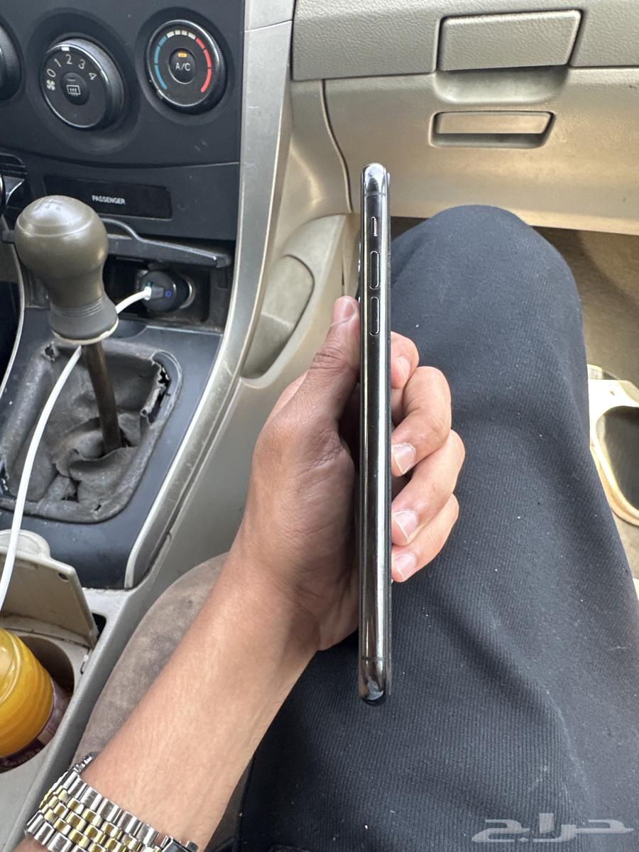 iPhone 11 Pro Max 256GB in Olive Green ايفون 1164521126016514112