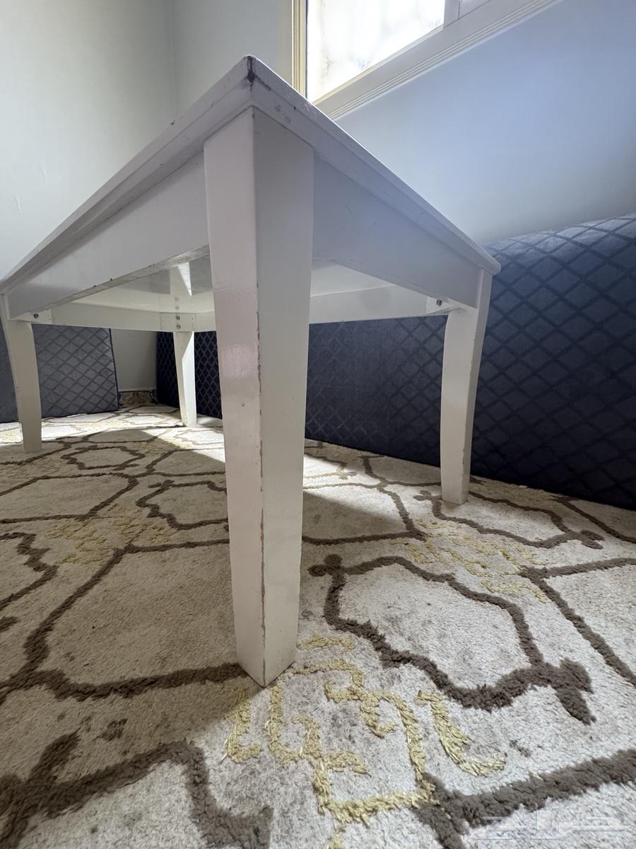 White center table64522231000195110