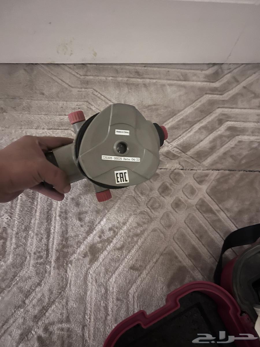 Surveying Device64524362912769114