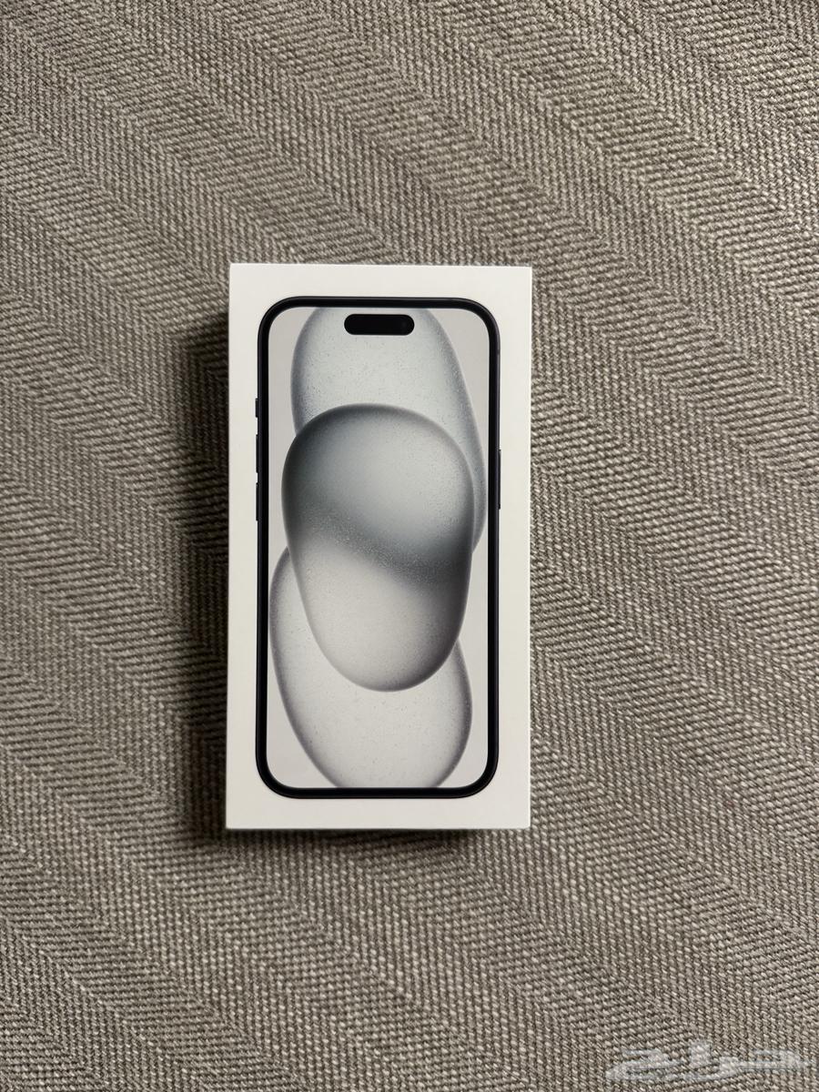 آيفون 15 أسود 128 (جديد بالكرتون)64525884173953110