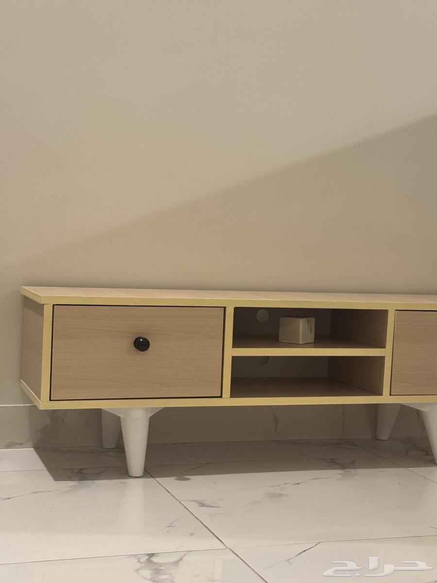 بلازما مسخدمه جديده ابغى أبيعها لان ماتجي مقاس التلفاز64526982926594113