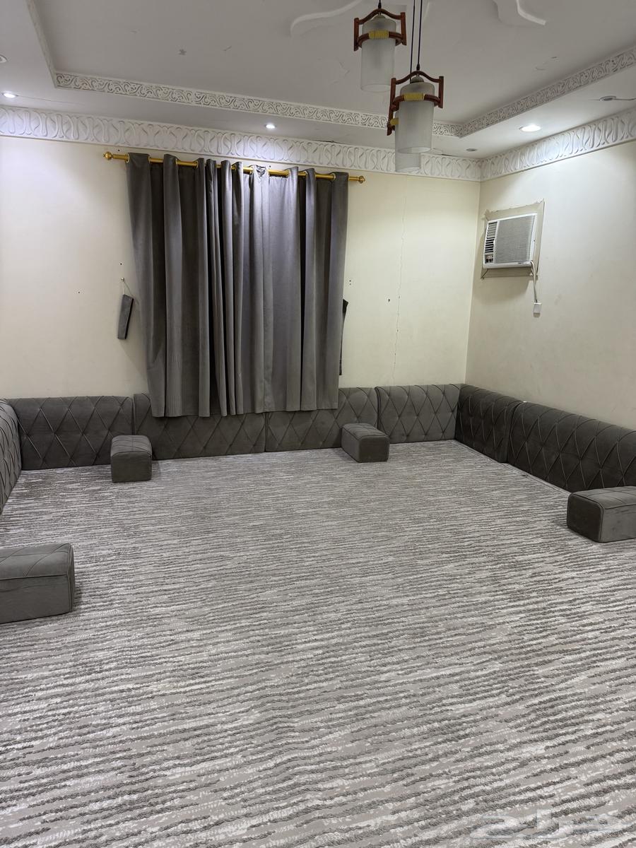 مجلس 30 5في 25 4 مع الفرشه ومساند و4 مراكي وأستاره شبه جديد64525067605506111