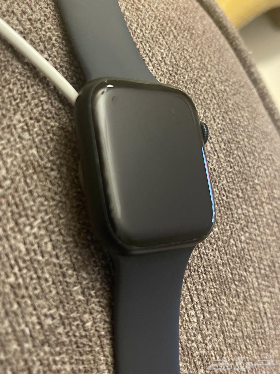 Apple Watch Series 8 45mm, very clean64525828626817110