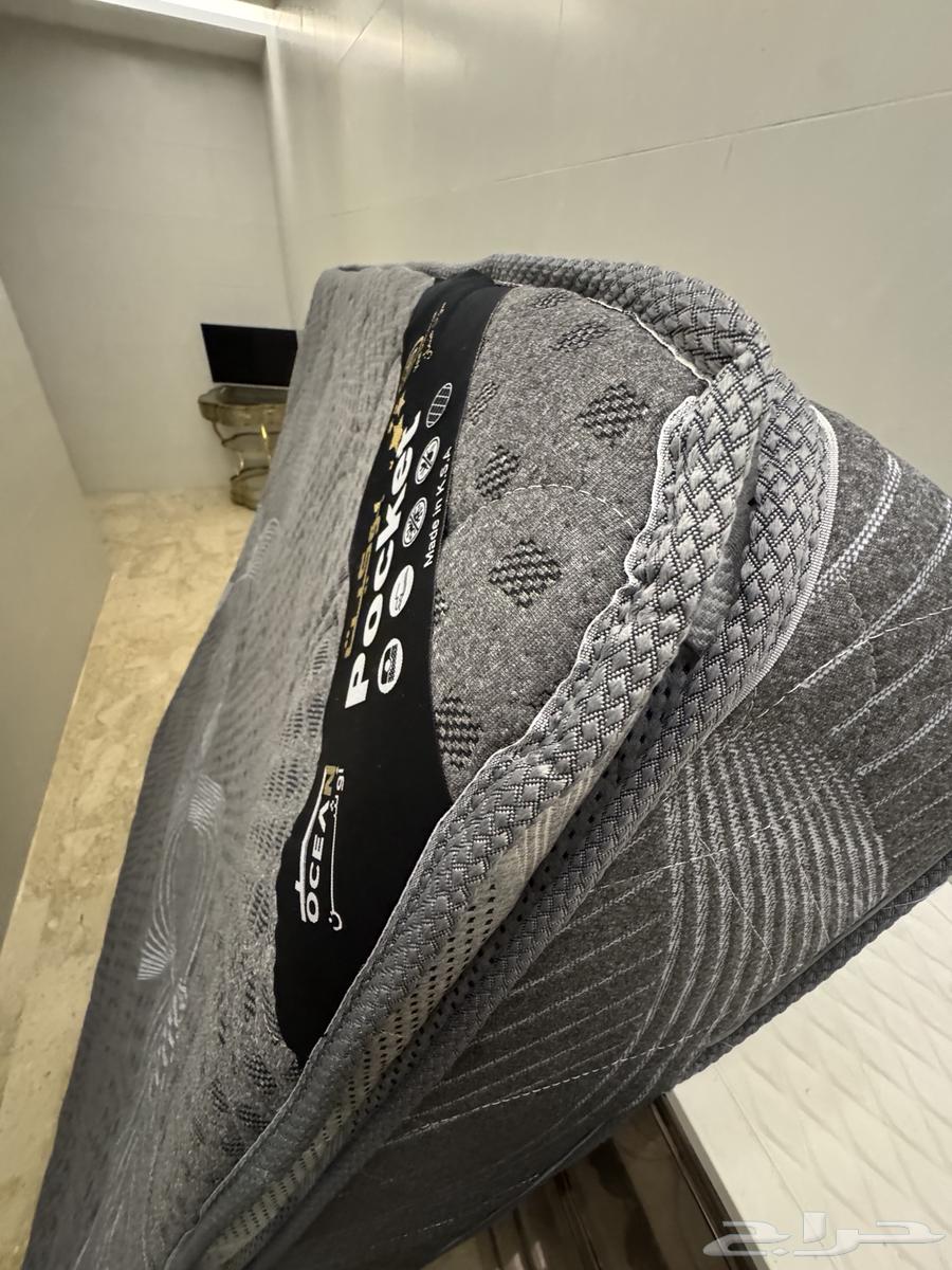 تلفزيون ومرتبه سرير وبيت باربي64526537844738112