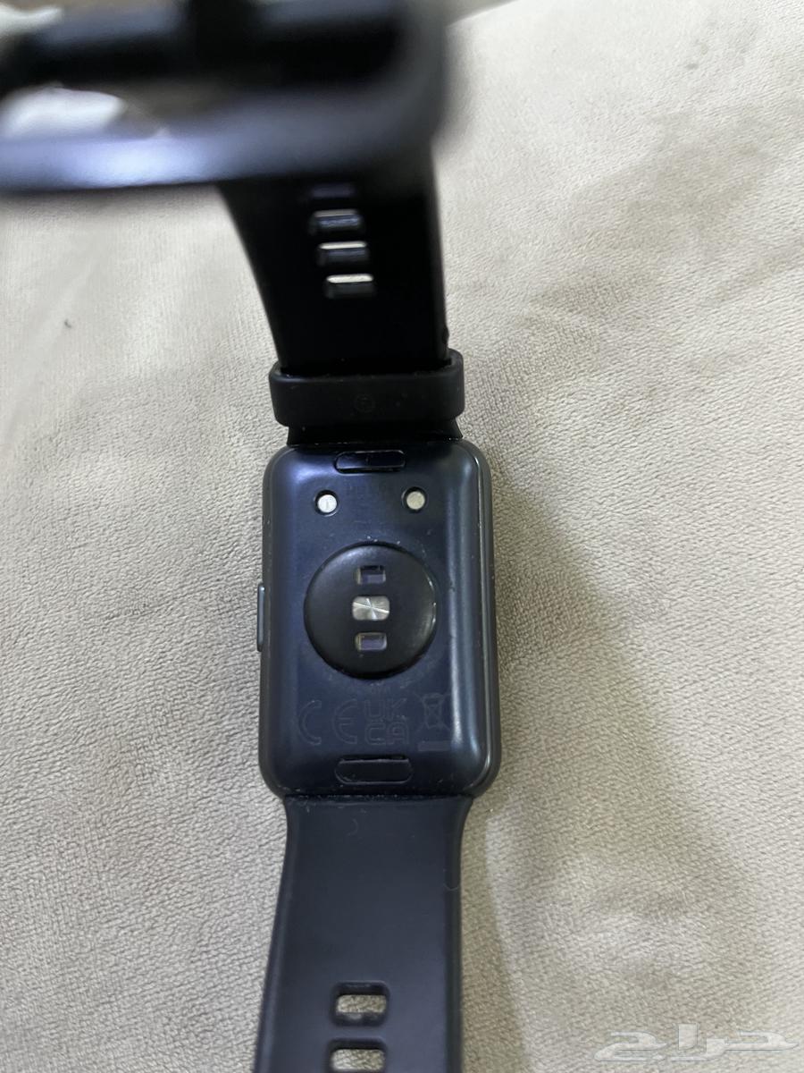 ساعة هواوي الكترونيه مع الشاحن64522061401601112