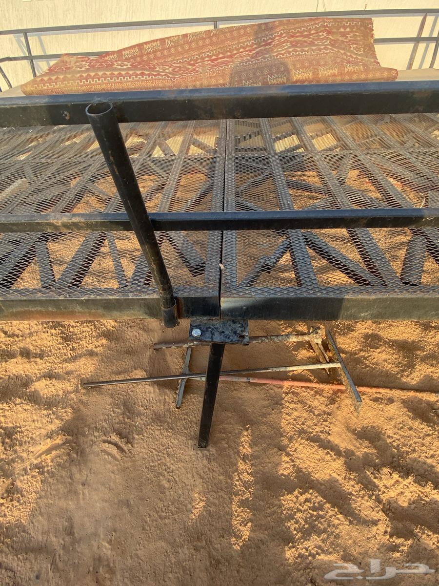 Iron bench 3 464521949102466114