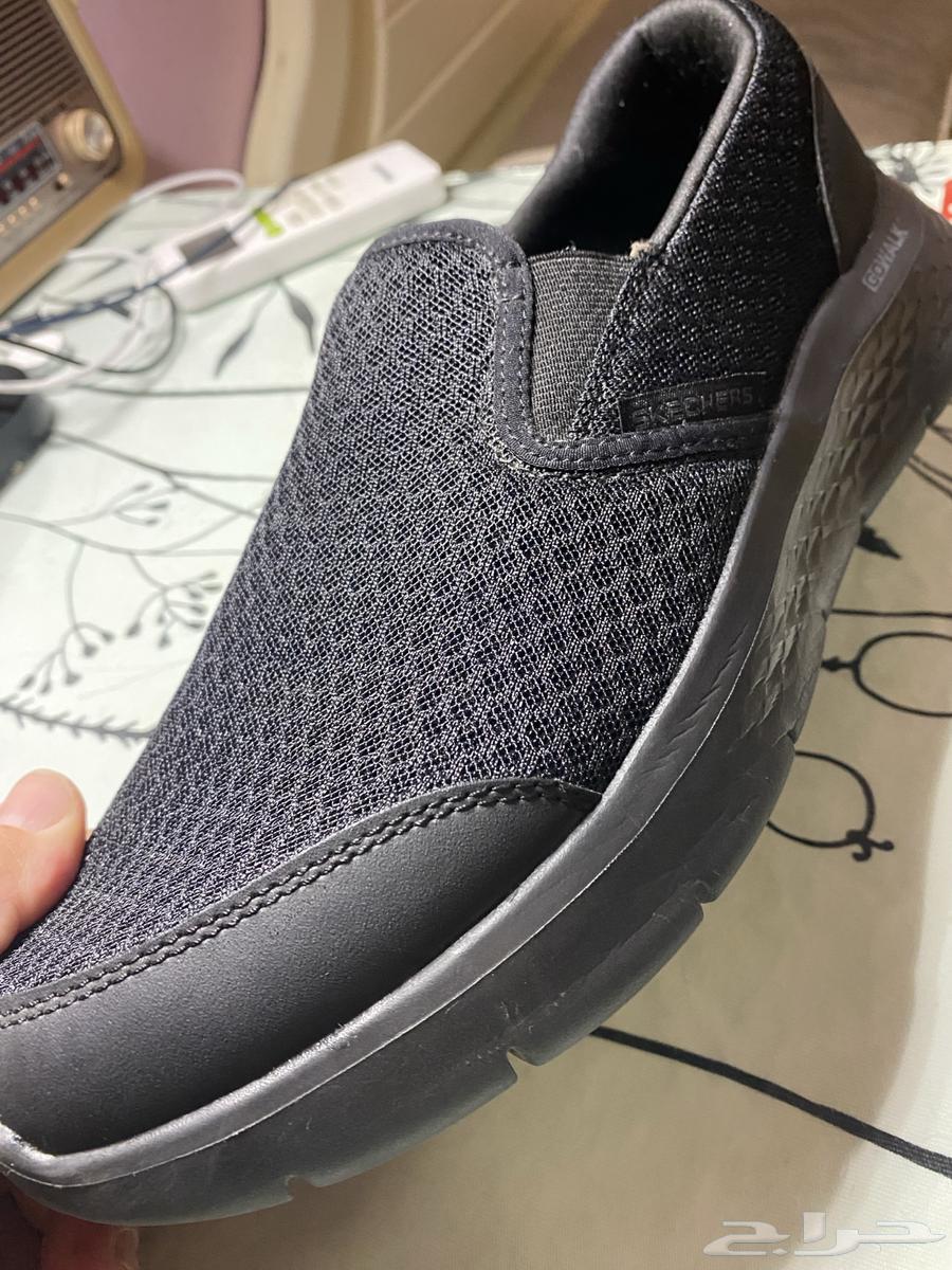 للبيع شوز سكيتشرز أصلي64524083748482111