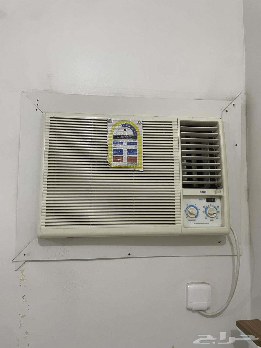 Selling 3 window air conditioners and one split, they cool very well, excellent, God willing64520247345027111