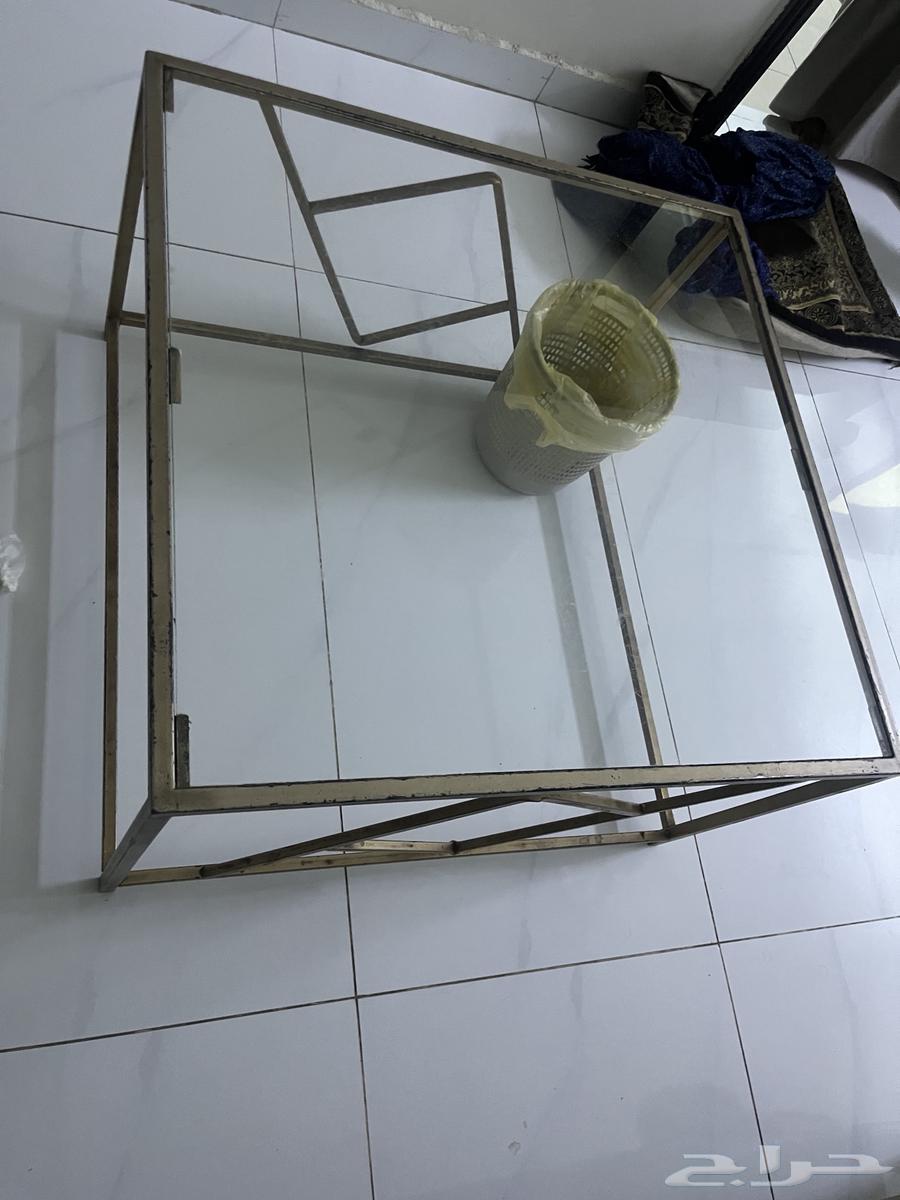 L-shaped sofa and table64519356311169110