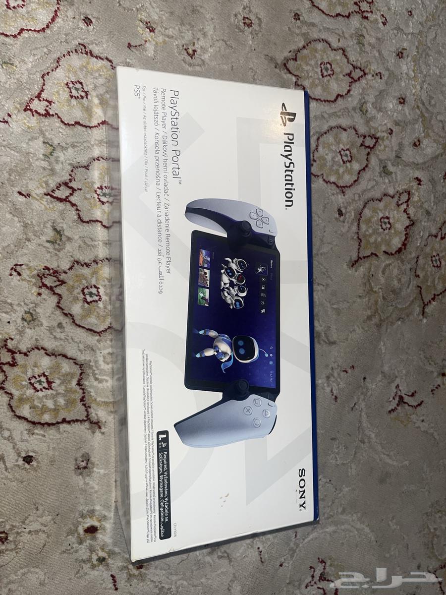 New portable Sony, used only one day, all accessories available64525178078083113