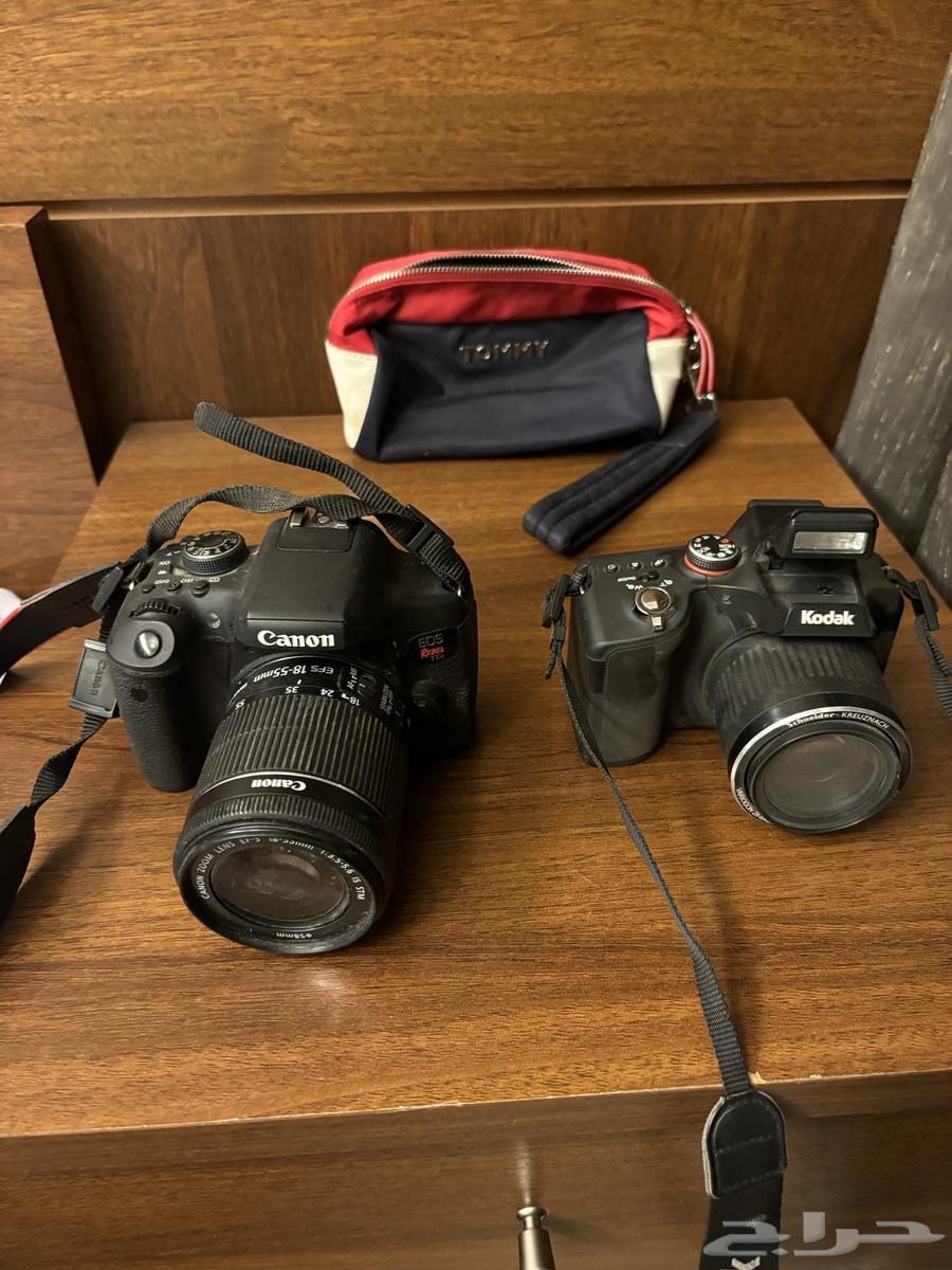 كاميرتين للبيع بسعر مميز64522317064707110