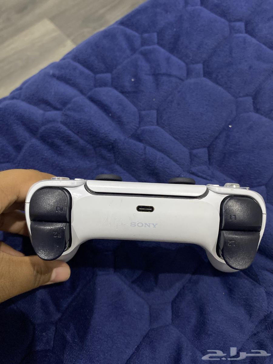 يد سوني فايف64525483268738112