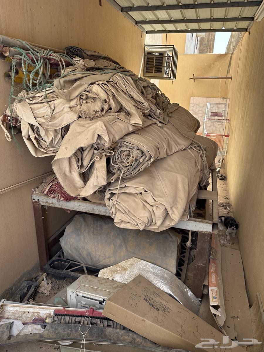 Tents, Generators, and Water Bowls64522033557507111