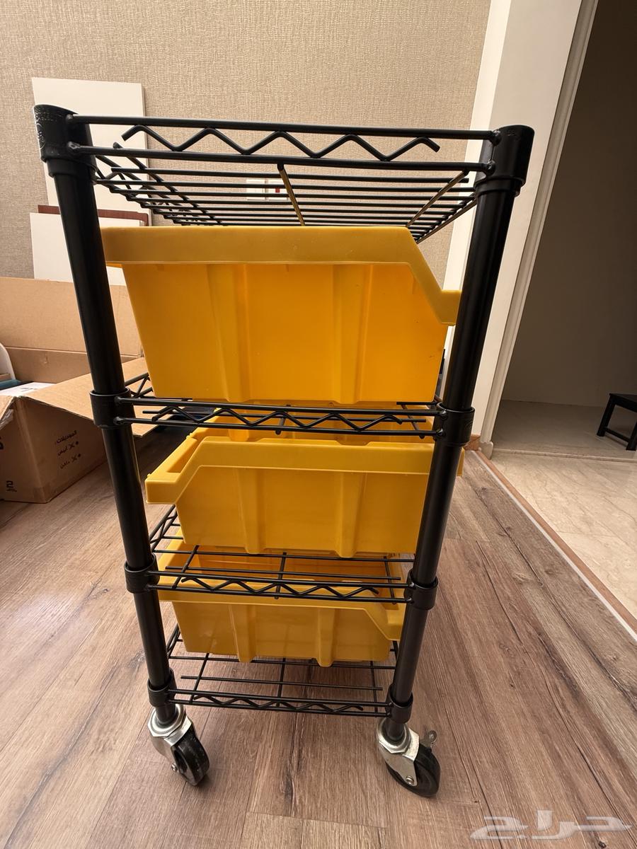 أرفف حديدية مع علب تخزين بعجلات64524726265347113