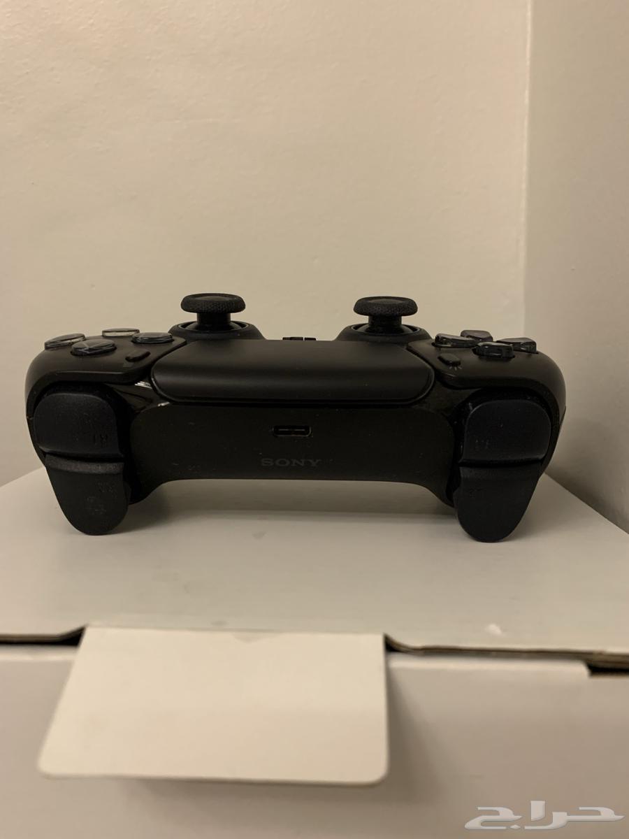 Sony 5 accessories, 2 controllers and other items64524115096579112