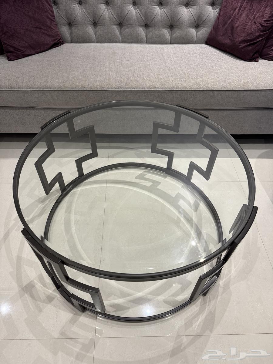 طاولات خدمة من آشلي نظيفة جدا64526467714563110