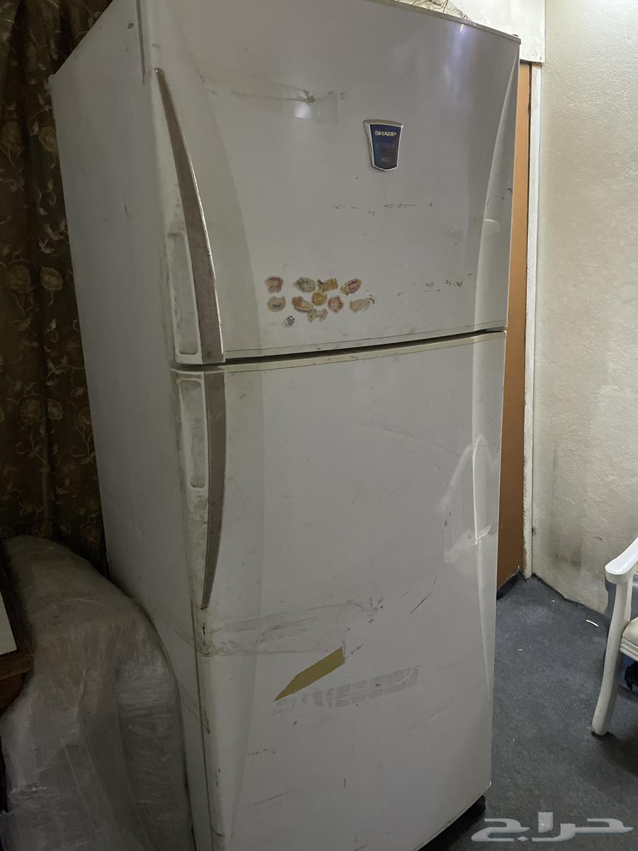 الثلاجة غير صالحة للعمل. أريد بيعها بأي سعر.64523991767939111