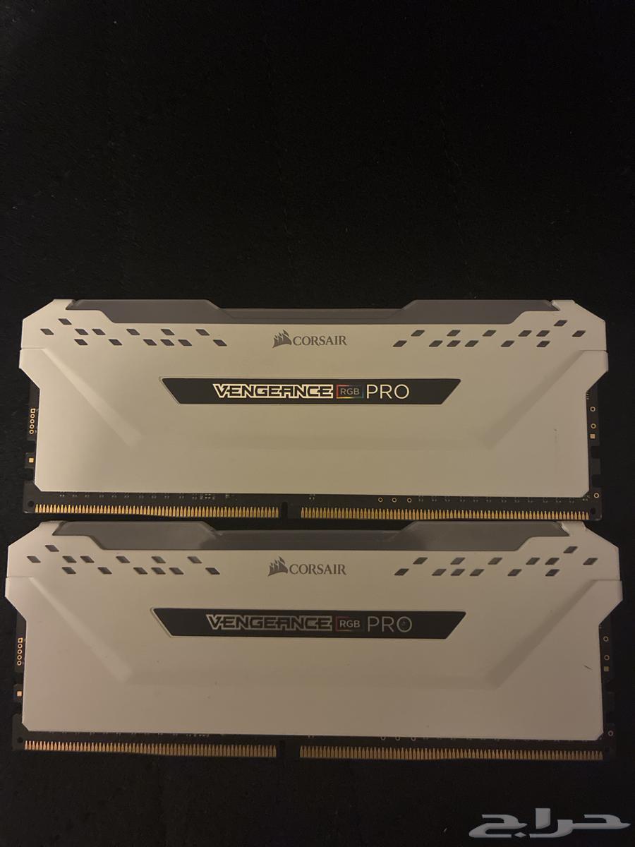 Corsair RAM 16 GB64520403758977112