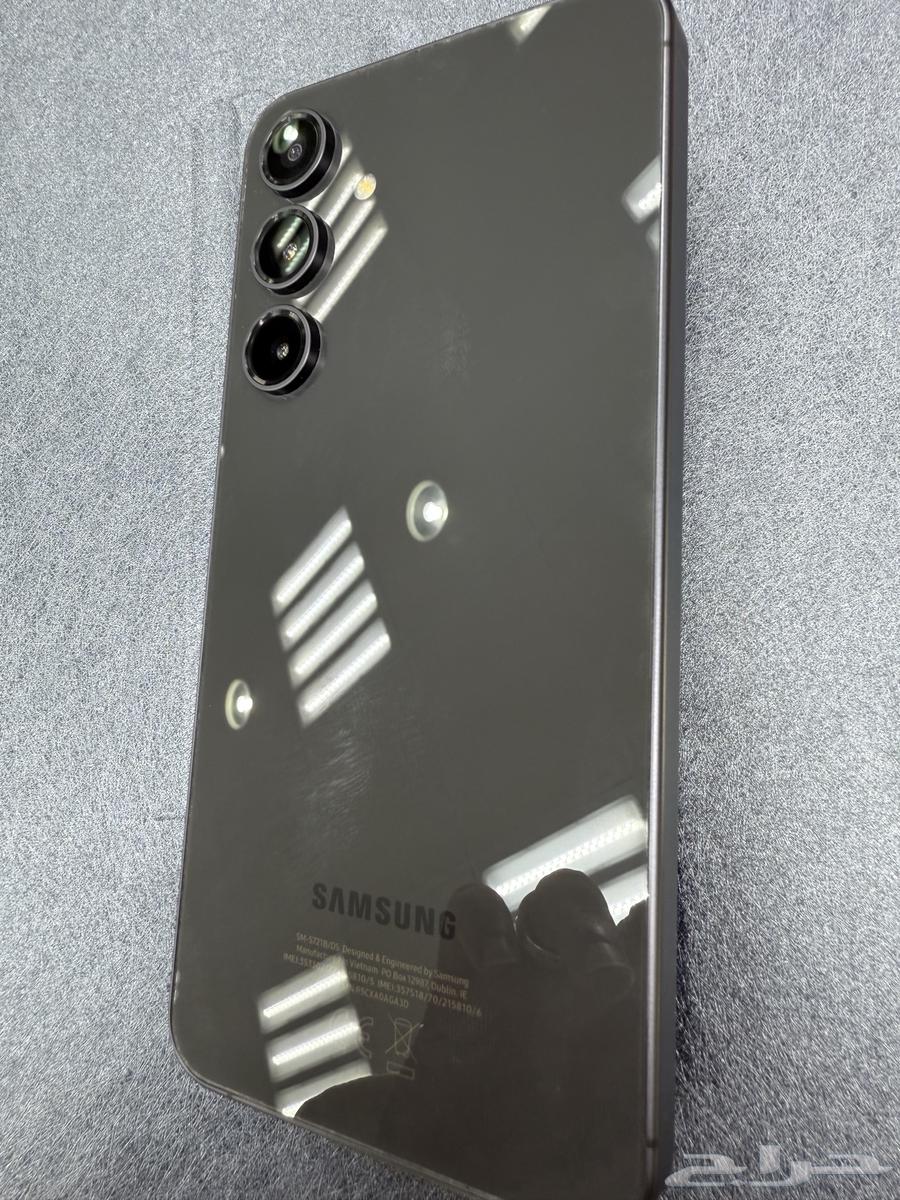للبيع جوال  Galaxy S24 FE64526286443905113