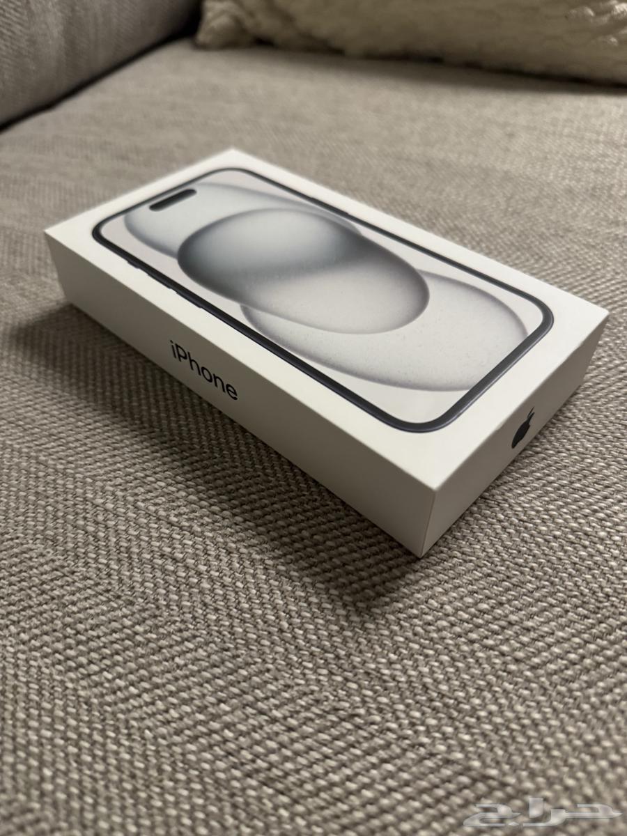 آيفون 15 أسود 128 (جديد بالكرتون)64525884173953111