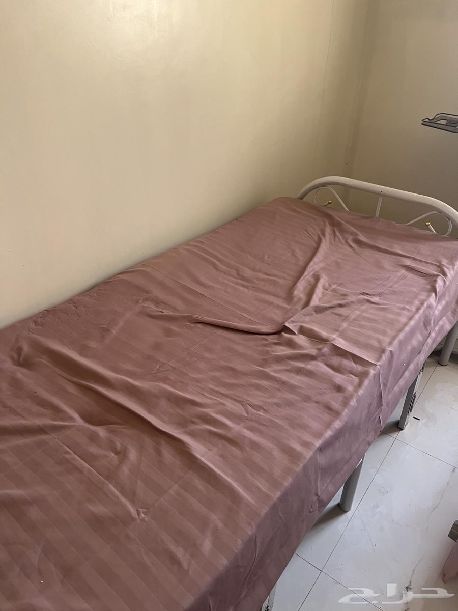 كرسي نفر للبيع مع مرتبه طبية.64521011921539110