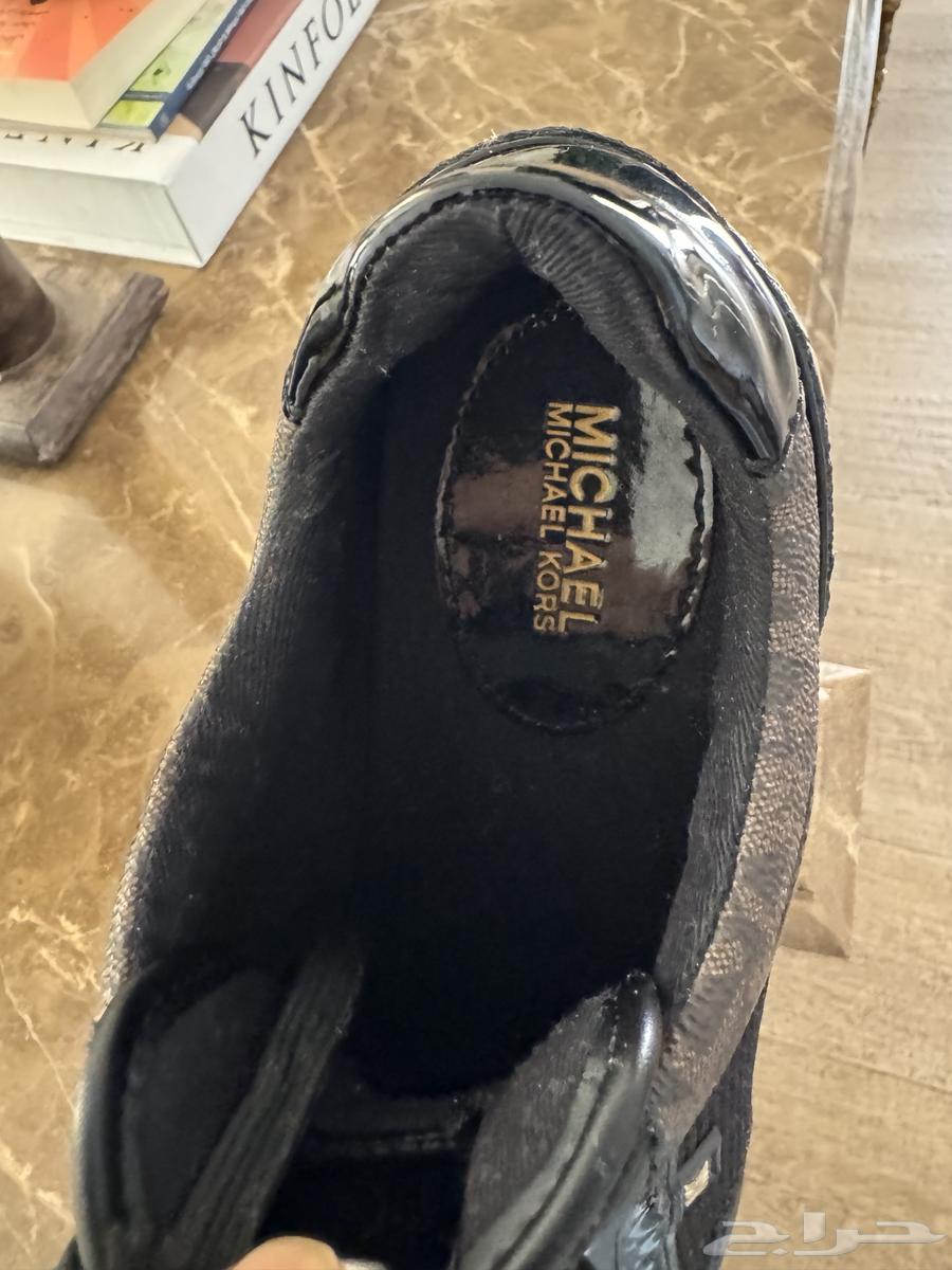 جزمة مايكل كورس اخت الجديدة64522274220418114