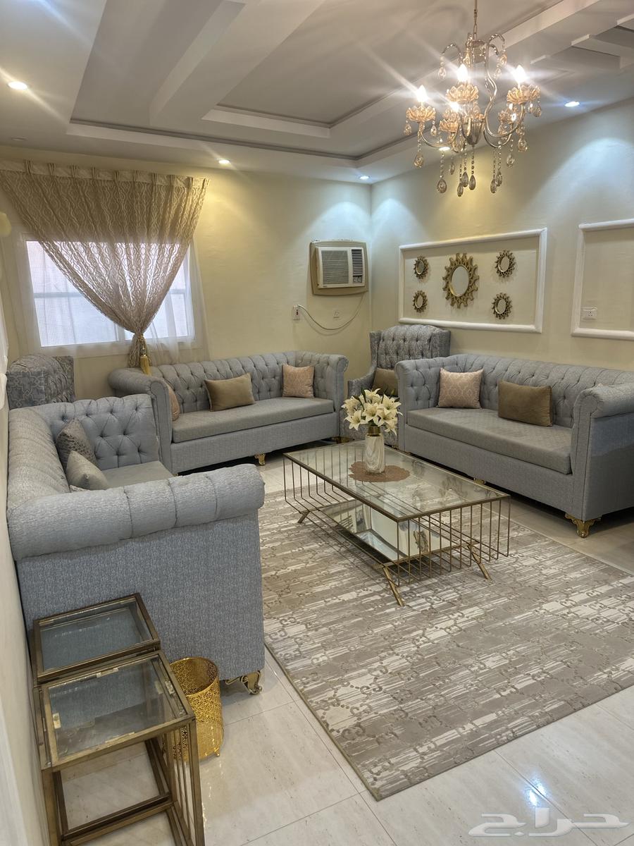 كنب للبيع مع الستارة64523894332034113