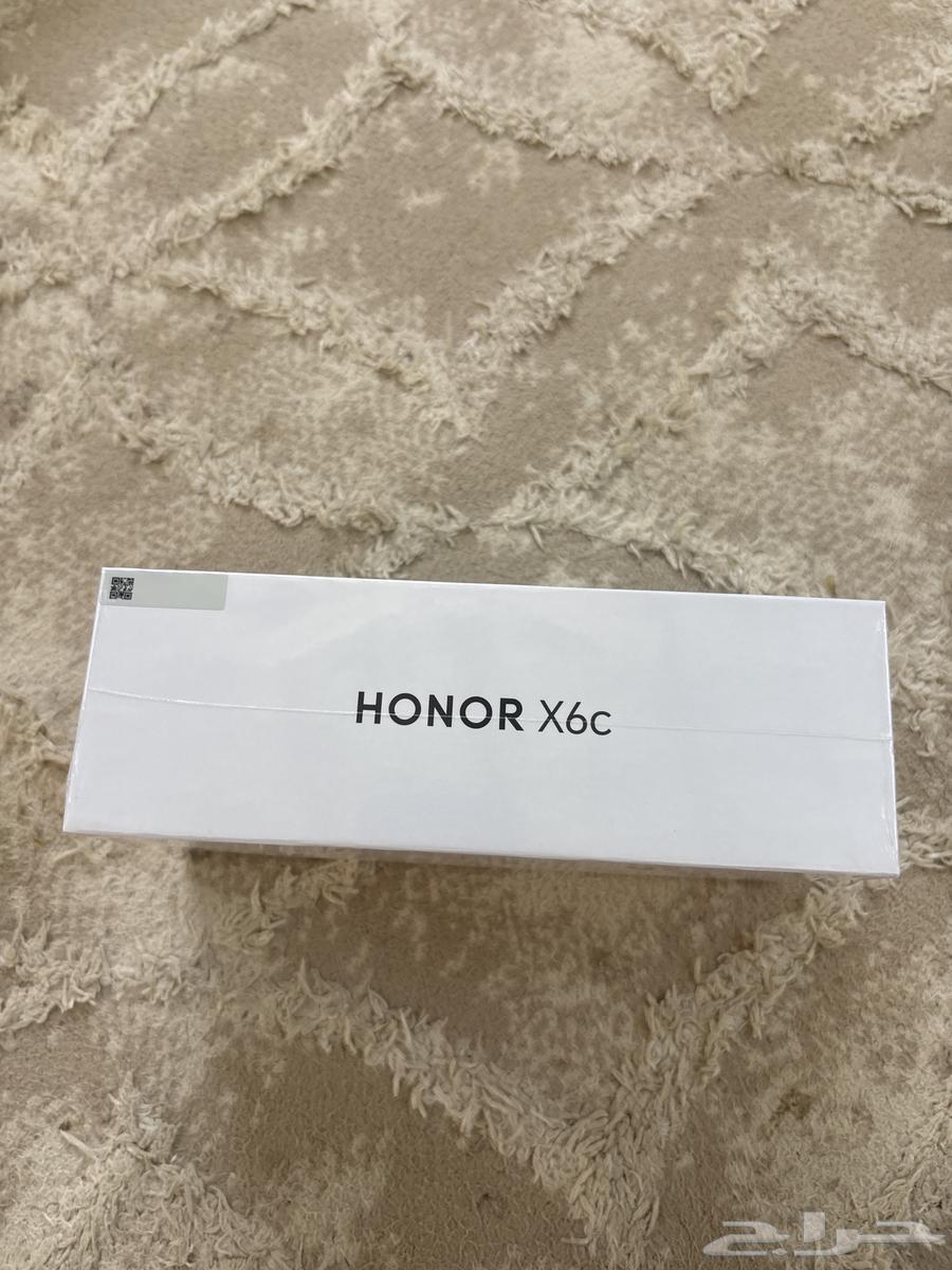 New phone, never used, still has the seal on it64521991455747111