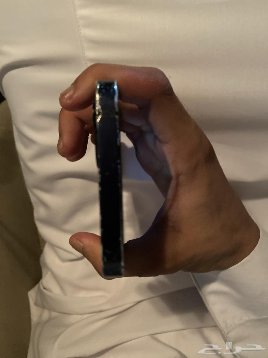 آيفون 12 للبيع مغير شاشه اصليه وبطاريه اصليه فقط على السوم64525497095937113